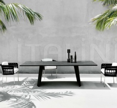 Стол обеденный Wedge Стол обеденный Wedge фабрика Living Divani