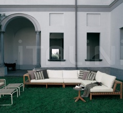 Итальянские Уличная мебель - Кресло NETWORK 110 module central фабрика Roda