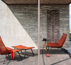 Итальянские Уличная мебель - Кресло LAZE 002 lounge chair high backrest фабрика Roda