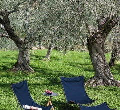 Итальянские Уличная мебель - Кресло LAWRENCE 390 lounge chair фабрика Roda