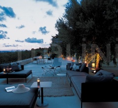 Итальянские Уличные столики - Столик BERNARDO 353 side table Итальянские Уличные столики - Столик BERNARDO 353 side table фабрика Roda