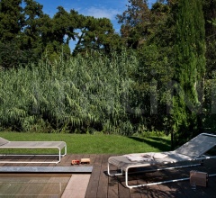 Итальянские Уличные шезлонги - Шезлонг HARP 304 sunlounger Итальянские Уличные шезлонги - Шезлонг HARP 304 sunlounger фабрика Roda