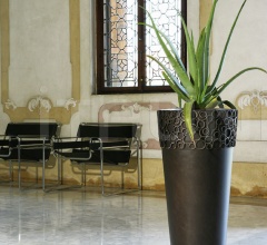 Кашпо EKLISSE Кашпо EKLISSE фабрика De Castelli