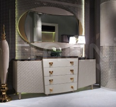 Настенное зеркало Vogue Настенное зеркало Vogue фабрика Turri