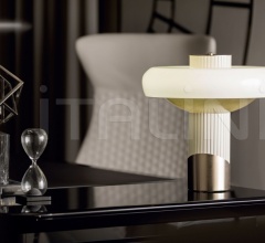 Итальянские Настольные светильники - Настольная лампа Claire фабрика Turri