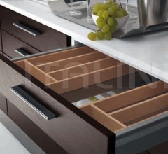 Кухня Easy 02 фабрика Arredamenti TreO