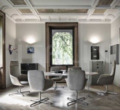 Кресло Mea H C фабрика Frag