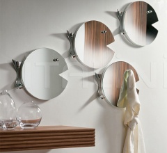 Настенное зеркало FISH Настенное зеркало FISH фабрика Pacini Cappellini