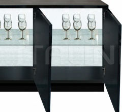 Итальянские Буфеты - Буфет LAURE SIDEBOARD PLINTH BASE Итальянские Буфеты - Буфет LAURE SIDEBOARD PLINTH BASE фабрика Isabella Costantini