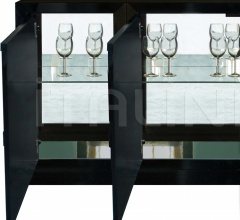 Итальянские Буфеты - Буфет NINE SIDEBOARD PLINTH BASE Итальянские Буфеты - Буфет NINE SIDEBOARD PLINTH BASE фабрика Isabella Costantini