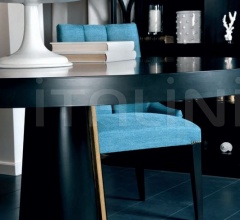 Стул OLIMPIA DEEP-BUTTONED Стул OLIMPIA DEEP-BUTTONED фабрика Isabella Costantini