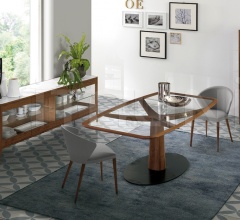 Витрина Chiara фабрика Oliver B