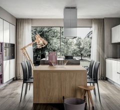 Кухня Lucenta 07 Кухня Lucenta 07 фабрика Home Cucine