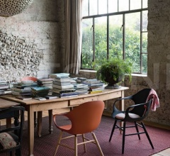 Стул Elephant Wood Base фабрика Kristalia