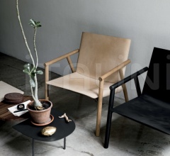 Кресло 1085 Edition lounge Кресло 1085 Edition lounge фабрика Kristalia