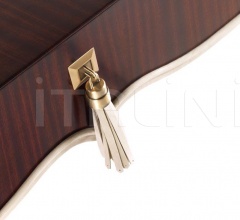 Тумбочка Royal Тумбочка Royal фабрика Gianfranco Ferre Home