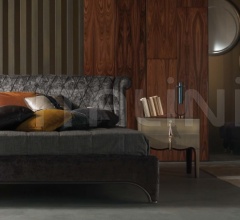 Тумбочка Royal Тумбочка Royal фабрика Gianfranco Ferre Home