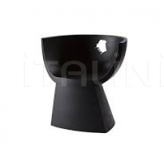 Стул VM11 Occasional Chair Стул VM11 Occasional Chair фабрика Versace Home