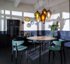 Итальянские Столы обеденные - Стол обеденный Pylon gradient Итальянские Столы обеденные - Стол обеденный Pylon gradient фабрика Diesel by Moroso