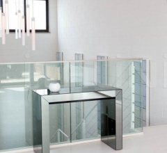 Итальянские Консоли - Стол-консоль трансформер GLASS Итальянские Консоли - Стол-консоль трансформер GLASS фабрика Ozzio