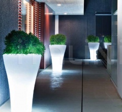 Кашпо Ming High фабрика Serralunga