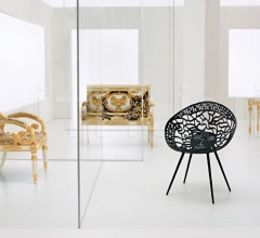 Стул с подлокотником VANITAS MAXI CHAIR Стул с подлокотником VANITAS MAXI CHAIR фабрика Versace Home