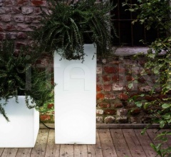 Кашпо Cubotti Deep Кашпо Cubotti Deep фабрика Serralunga