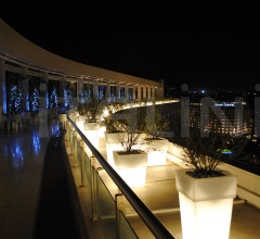 Кашпо Torre Кашпо Torre фабрика Serralunga