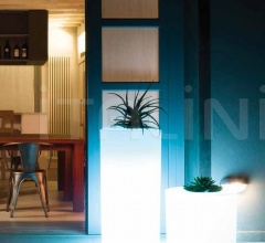 Кашпо Tubini Кашпо Tubini фабрика Serralunga