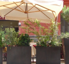 Кашпо Vaso Rettangolare O/E Кашпо Vaso Rettangolare O/E фабрика Serralunga