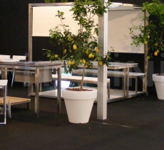 Кашпо Vas-Three Кашпо Vas-Three фабрика Serralunga