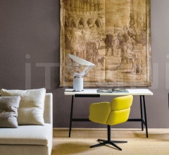 Итальянские Настольные светильники - Настольный светильник Taccia Small Итальянские Настольные светильники - Настольный светильник Taccia Small фабрика Flos