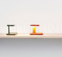 Настольный светильник Piani Настольный светильник Piani фабрика Flos