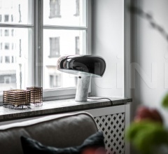 Итальянские Настольные светильники - Настольный светильник Snoopy Итальянские Настольные светильники - Настольный светильник Snoopy фабрика Flos