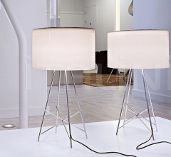 Итальянские Настольные светильники - Настольный светильник Ray T Итальянские Настольные светильники - Настольный светильник Ray T фабрика Flos