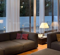 Итальянские Настольные светильники - Настольный светильник Romeo Soft T Итальянские Настольные светильники - Настольный светильник Romeo Soft T фабрика Flos