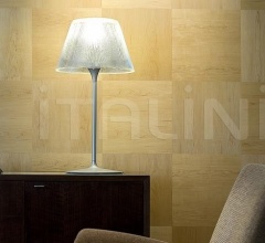 Итальянские Настольные светильники - Настольный светильник Romeo Moon T Итальянские Настольные светильники - Настольный светильник Romeo Moon T фабрика Flos