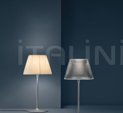 Итальянские Настольные светильники - Настольный светильник Romeo Moon T Итальянские Настольные светильники - Настольный светильник Romeo Moon T фабрика Flos