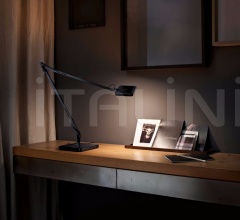 Итальянские Настольные светильники - Настольный светильник Kelvin LED Wall support Итальянские Настольные светильники - Настольный светильник Kelvin LED Wall support фабрика Flos