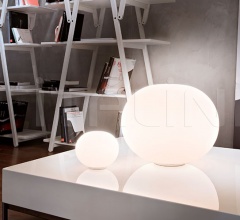 Итальянские Настольные светильники - Настольный светильник Glo-Ball Basic Zero Итальянские Настольные светильники - Настольный светильник Glo-Ball Basic Zero фабрика Flos