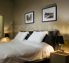 Итальянские Настольные светильники - Настольный светильник Guns - Bedside Gun Итальянские Настольные светильники - Настольный светильник Guns - Bedside Gun фабрика Flos