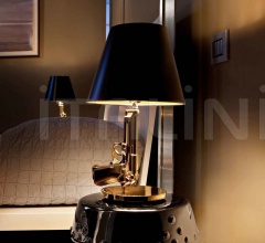 Итальянские Настольные светильники - Настольный светильник Guns - Bedside Gun Итальянские Настольные светильники - Настольный светильник Guns - Bedside Gun фабрика Flos