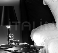 Итальянские Настольные светильники - Настольный светильник Guns - Bedside Gun Итальянские Настольные светильники - Настольный светильник Guns - Bedside Gun фабрика Flos