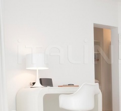 Итальянские Настольные светильники - Настольный светильник Spun Light T Итальянские Настольные светильники - Настольный светильник Spun Light T фабрика Flos