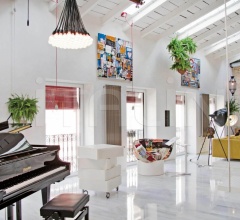 Кресло Huggy фабрика Lago