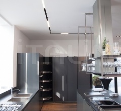 Светильник The Running Magnet Светильник The Running Magnet фабрика Flos