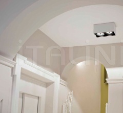 Итальянские Потолочные светильники - Потолочный светильник Compass Box Итальянские Потолочные светильники - Потолочный светильник Compass Box фабрика Flos