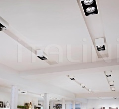 Итальянские Потолочные светильники - Потолочный светильник Compass Box Итальянские Потолочные светильники - Потолочный светильник Compass Box фабрика Flos