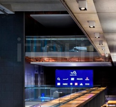 Итальянские Потолочные светильники - Потолочный светильник Compass Box Итальянские Потолочные светильники - Потолочный светильник Compass Box фабрика Flos