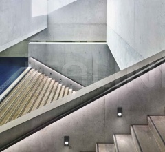 Настенный светильник Theblockoflight Настенный светильник Theblockoflight фабрика Flos